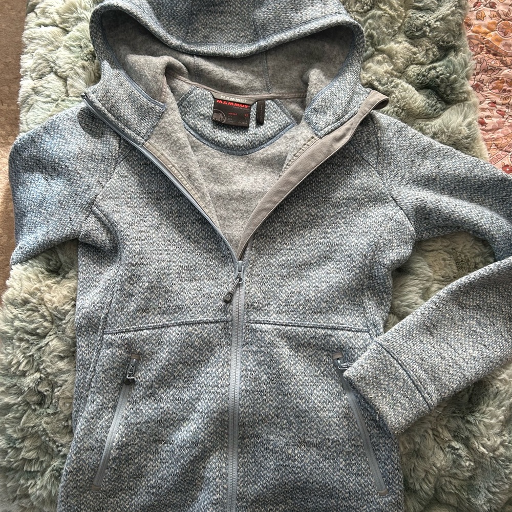 Mammut womens Blue-Gray Hooded Sweatshirt